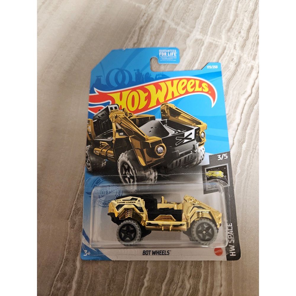 Hot Wheels Gold Bot‎ Wheels HW Space 2021